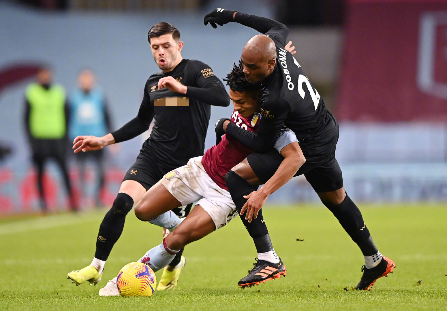 他在禁区内 他在禁区内