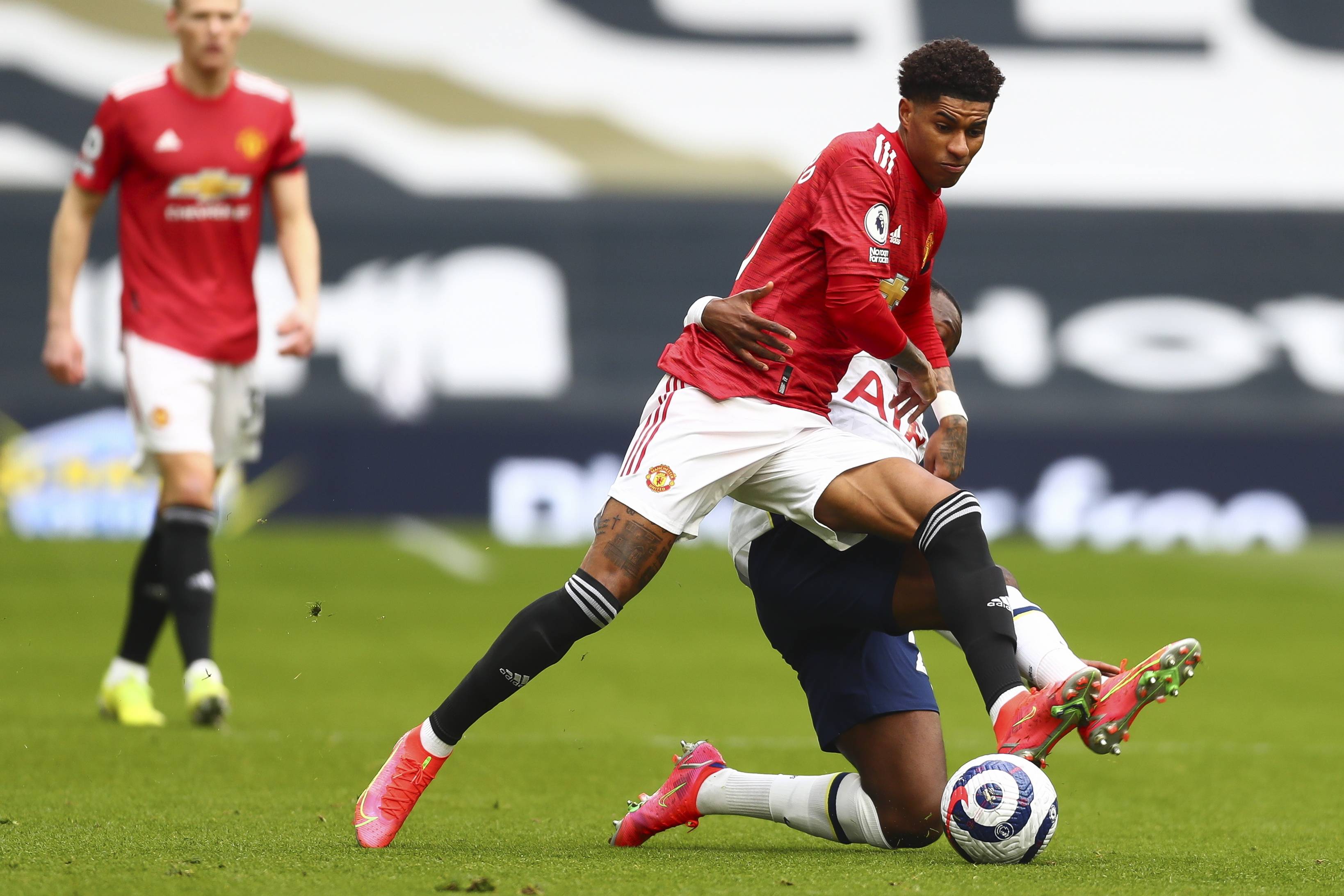 雖然馬斯克 雖然馬斯克